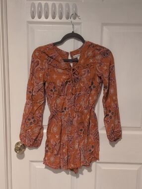Abercrombie & Fitch Orange Paisley Tie-Neck Blouse